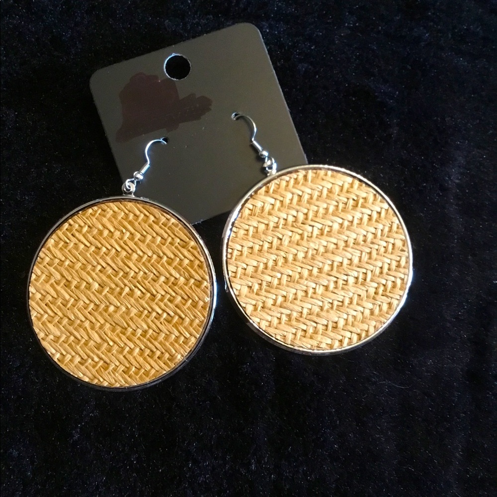 NWT Large Weaved Earrings 😍